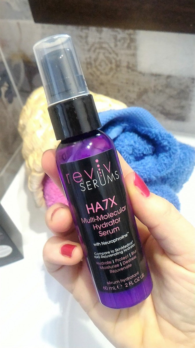 Beauty Influencer review of HA7X Multi-Molecular Hydrator Serum